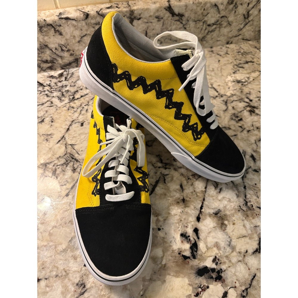 Vans Old Skool x Peanuts Charlie Brown Size 11 Good Grief Worn Once VNOA38G10HJ